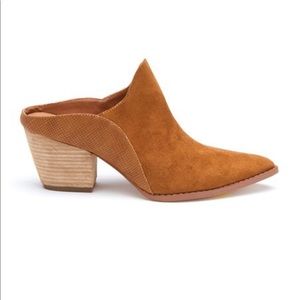 Coconuts by Matisse Mule Leave it